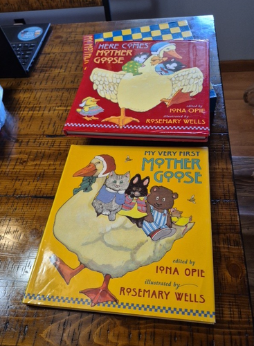 MY MOTHER GOOSE LIBRARY illustrated by ROSEMARY WELLS 2 Vol IONA OPIE 1999 - Imagen 9 de 14