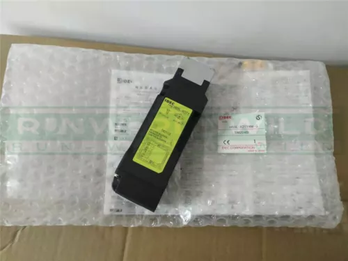 1PCS NEW FOR IDEC Electromagnetic Safety Switch HS5L-XD7Y4M-G