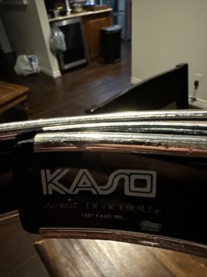 罕见 KASO1987 丙烯酸腰手链腰带 尺寸 M 二手状况完好 — 第 2/4 张图片