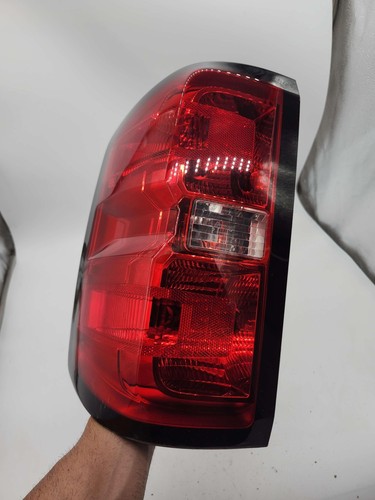 General Motors Tail Lights for 2016 Chevrolet Silverado 1500