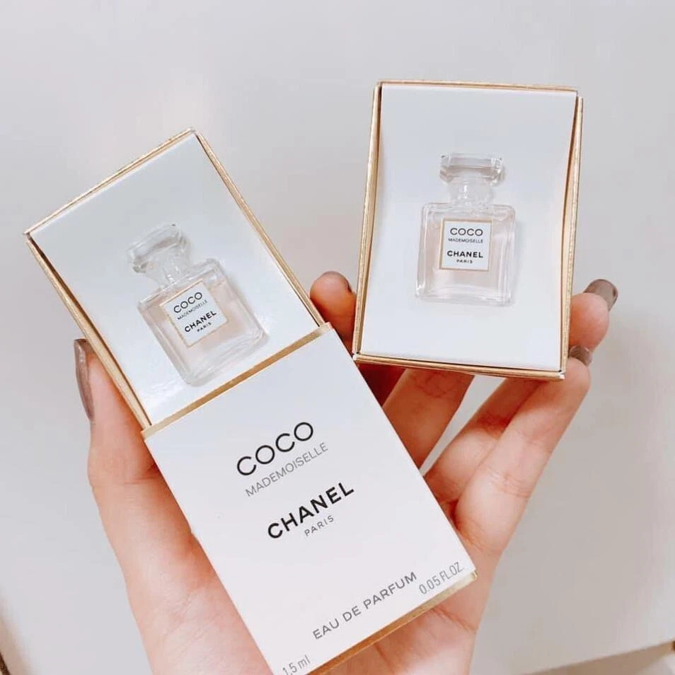 Chanel Coco Mademoiselle Eau de Parfum Mini 1.5ml/0.05oz Nuevo En Caja Edición Coleccionista Foto 2 de 4