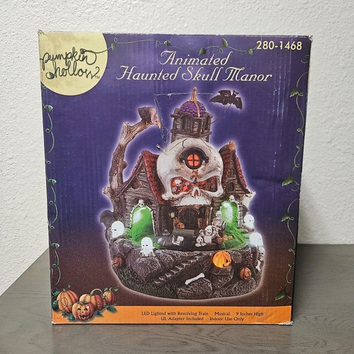 Pumpkin Hollow Animated Haunted Skull Manor 280-1468 Musical Figurine w/ Train - Picture 2 of 18