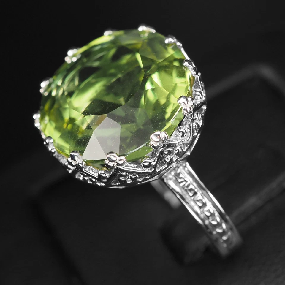 Elegantes anillos hechos a mano de turmalina verde amarilla de 17 quilates de plata de ley 925 talla 6,75 Foto 4 de 4