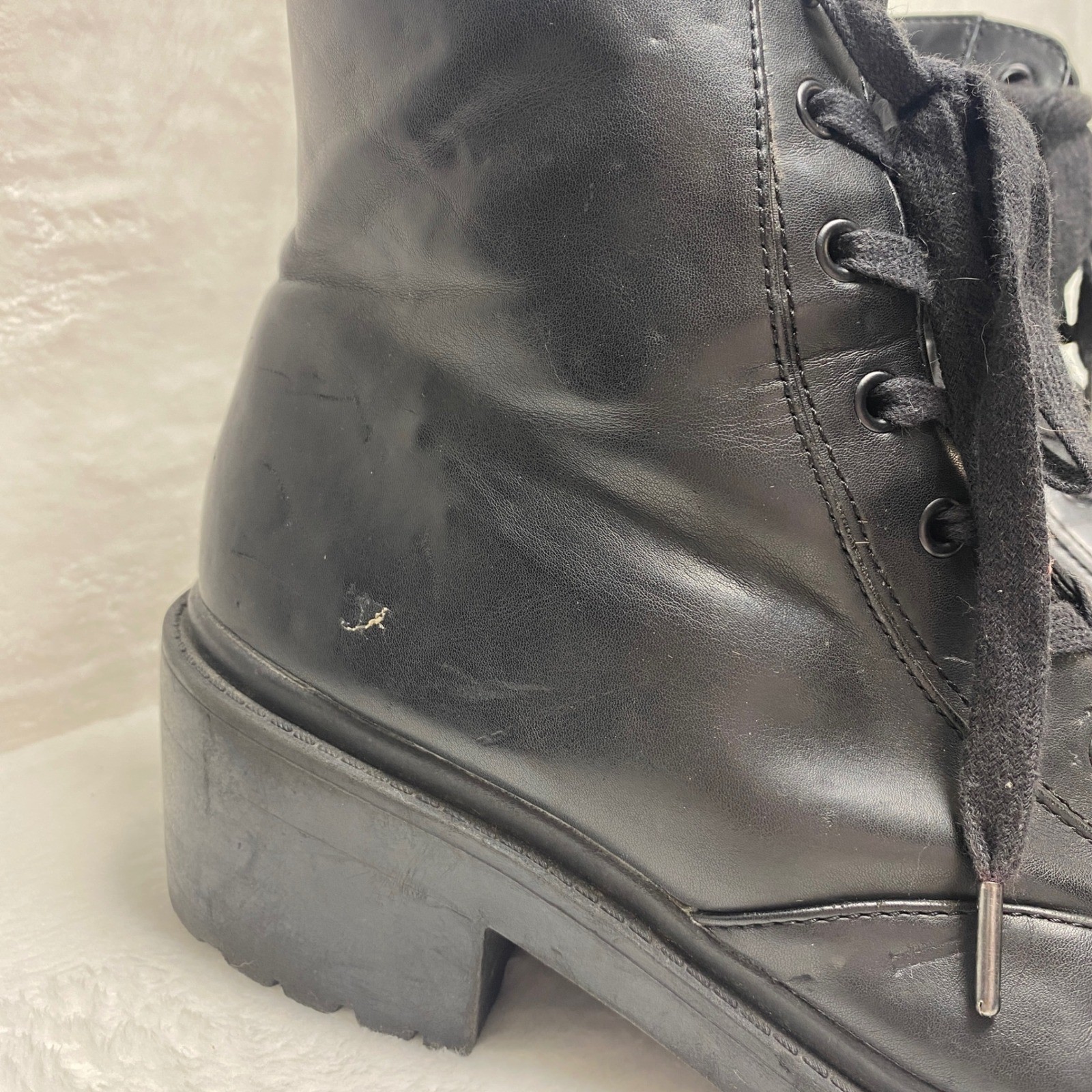 Universal Thread Target Black Platform Womens Com… - image 9