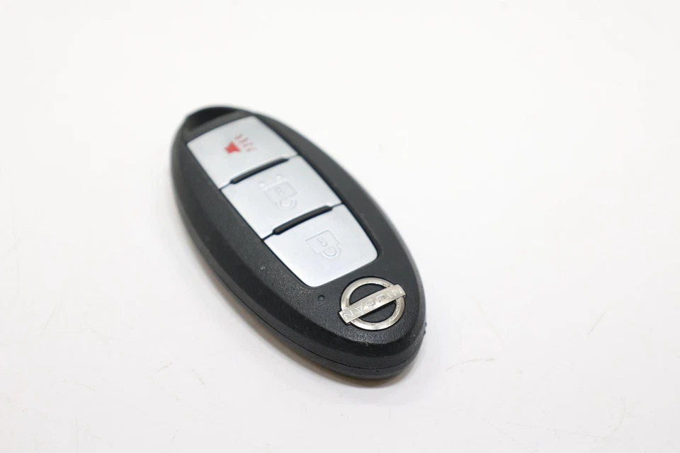 Mando a distancia/llavero Nissan Frontier 2022 285e3-9bu1a Foto 2 de 4