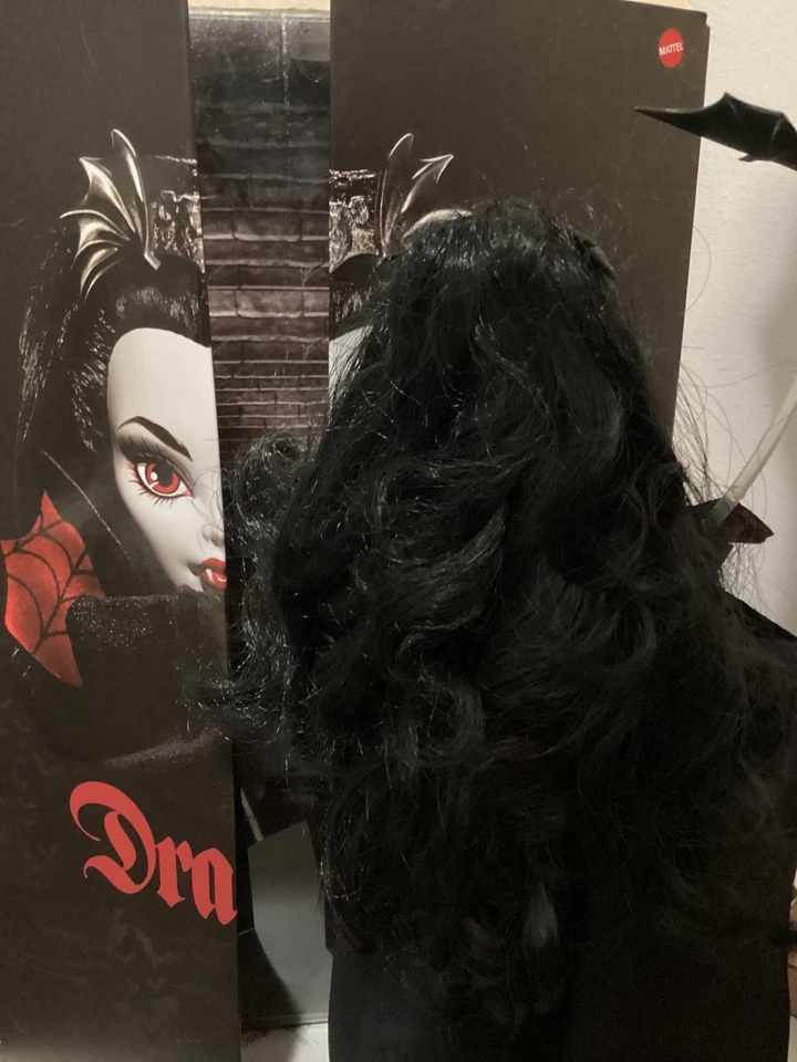 Draculara Monster High Skullector Doll with Box READ - Image 4 of 4