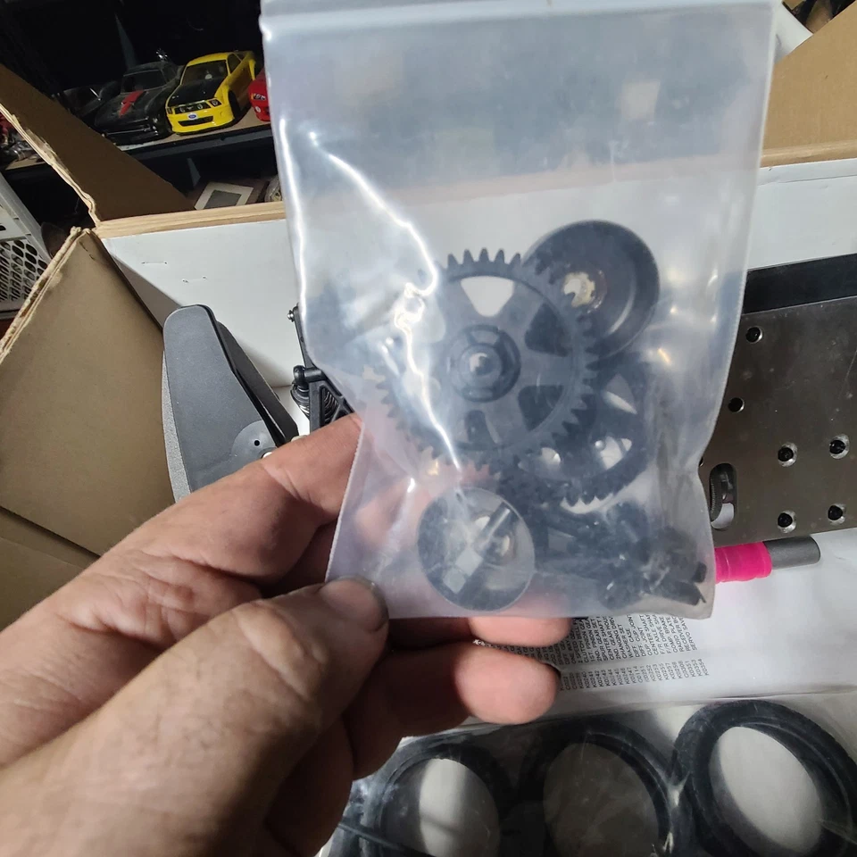  Vintage Nitro  Mugen Seiki Msx3 touring car  HPI RS4 3 EVO PARTS CAR  - Image 3 of 3