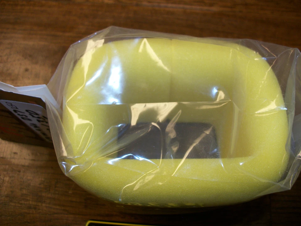  雅马哈 DS7 250 RD250 RD350 1972 - 75 Street Twin 空气过滤器和笼子 UNI NU-2205 — 第 2/4 张图片