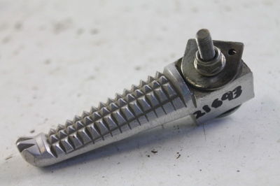 1998 Yamaha YZF600R YZF 600/98 Rear Right Foot Peg | eBay