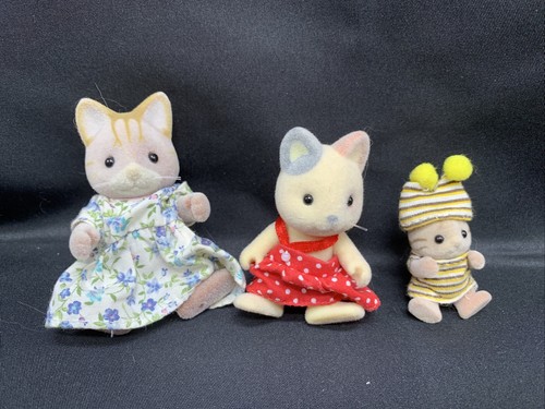 Calico Critters Sylvanian Families gemischte Katzenfamilie 3er Set Arme & Beine mit Gelenken - Bild 9 von 9