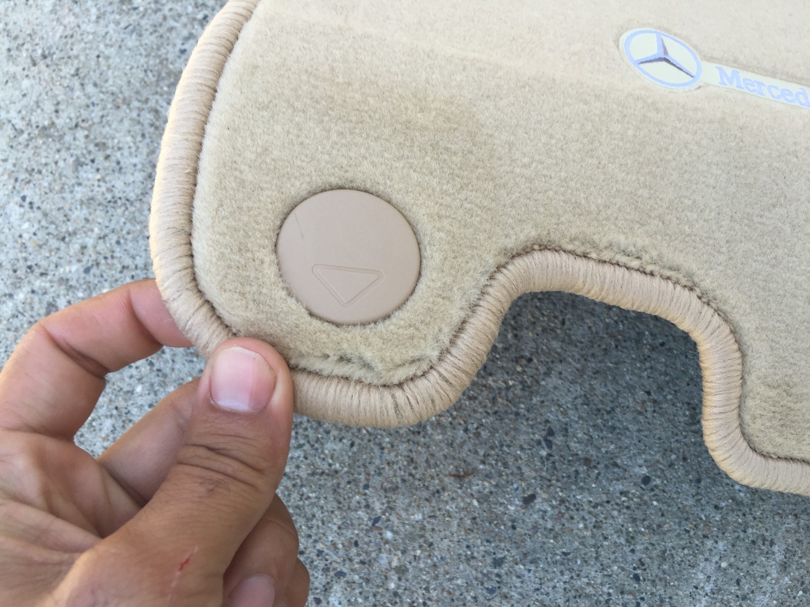 (TAN) 20042011 MercedesBenz R230 FLOOR MAT MATS Carpet SL550 SL500