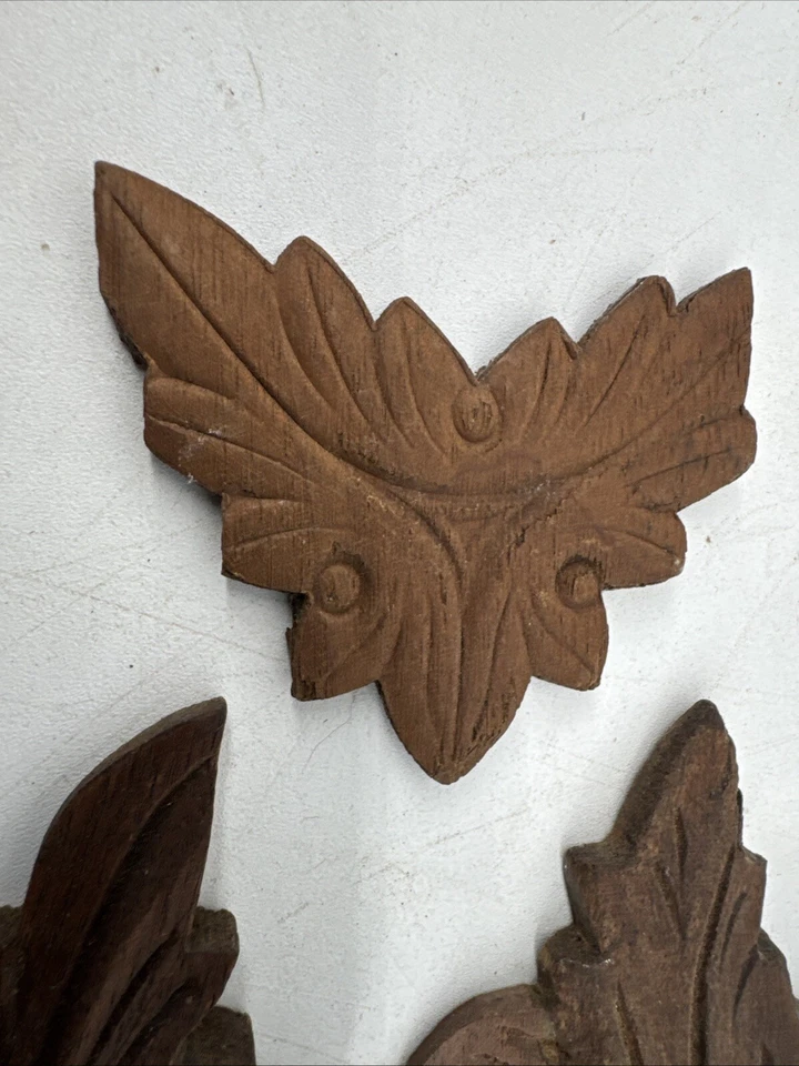 4 Antique Walnut Dresser Drawer Pulls And Assorted Decorative Carvings - Image 3 of 4