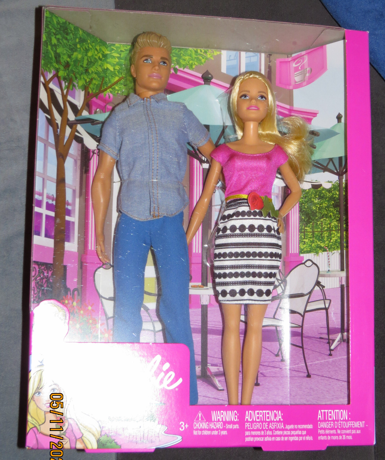 Cadeau idéal poupées Barbie et Ken Promenade en couple pour anniversaire