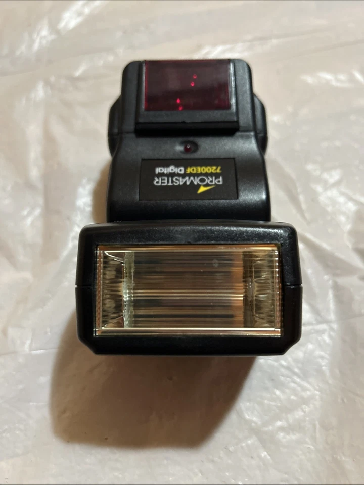 Promaster 7200EDF Shoe Mount Flash for  Olympus - Image 3 of 4