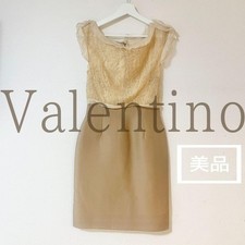 Valentino Dress Size 6 Beige Lace Elegant Design Beautiful Condition