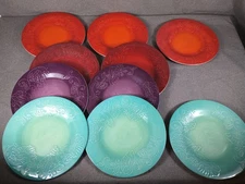 Laurie Gates Set Of Ten 11" Melamine Plates Floral Embossed Indoor Outdoor