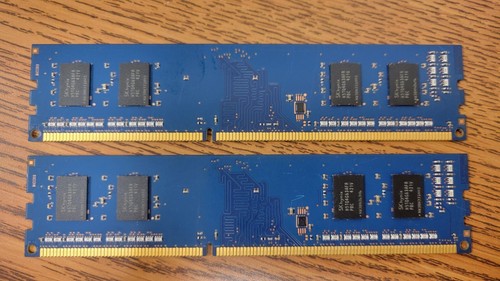 SK Hynix 4GB (2x2GB) HMT425U6AFR6C-PB PC3-12800U RAM Memory Modules - Picture 2 of 2