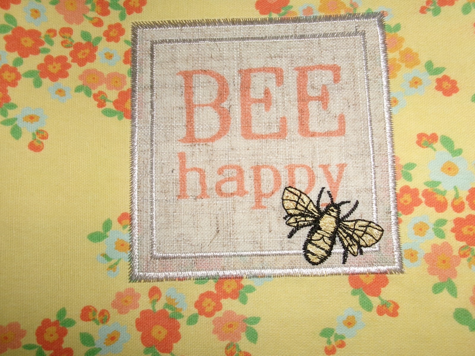 PLACEMATS NEW 4 CELEBRATE SPRING TOGETHER BEE HAPPY KOHLS eBay