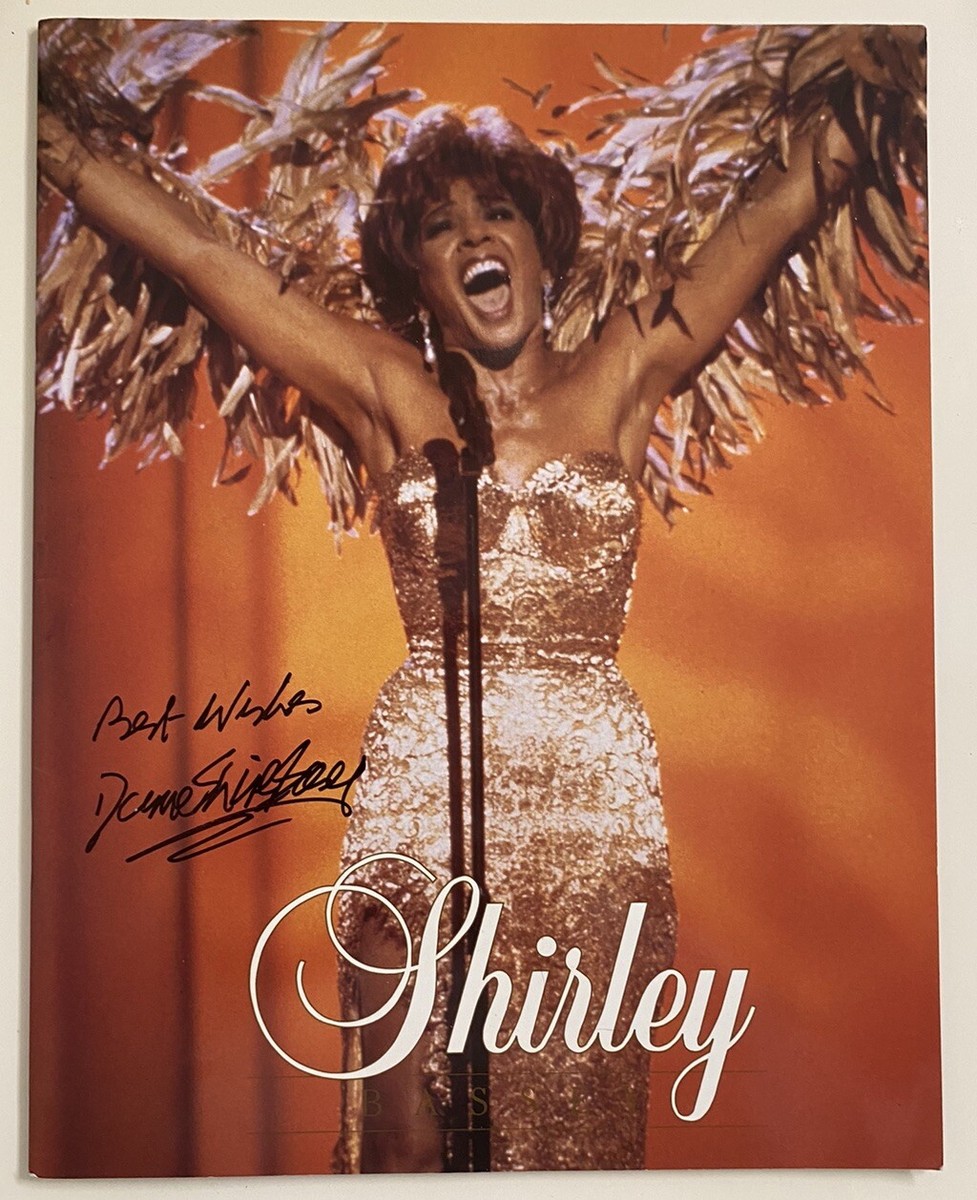 Dame Shirley Bassey *HAND SIGNED* Tour Programme - AUTOGRAPHED