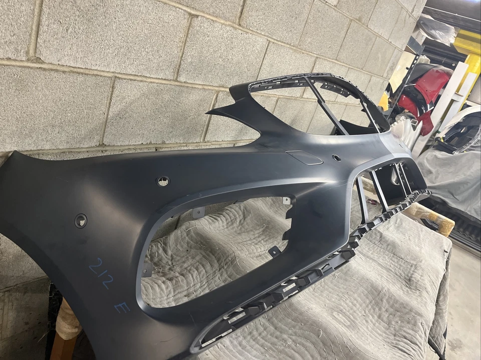 New OEM 2014-2016 Mercedes E250/E350/E400/E550 - Image 3 of 4