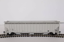 Walthers HO 910-49070 - Mainline - 57' Trinity 4750 3-Bay Covered Hopper