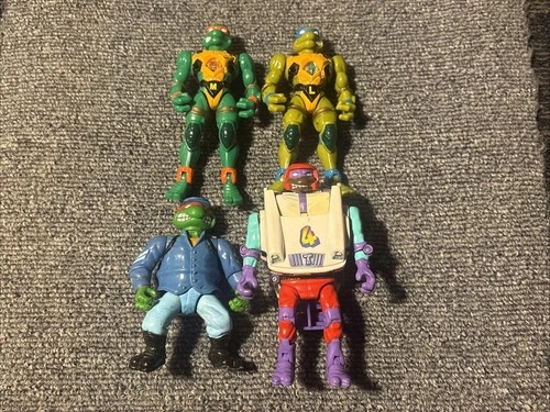 Lot of 4 Rare Vintage Teenage Mutant Ninja Turtles Figures