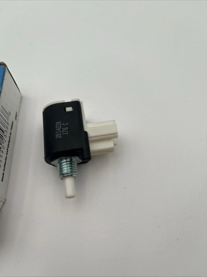 Interruptor de posición del pedal de embrague Advance SBA4438 Foto 3 de 4