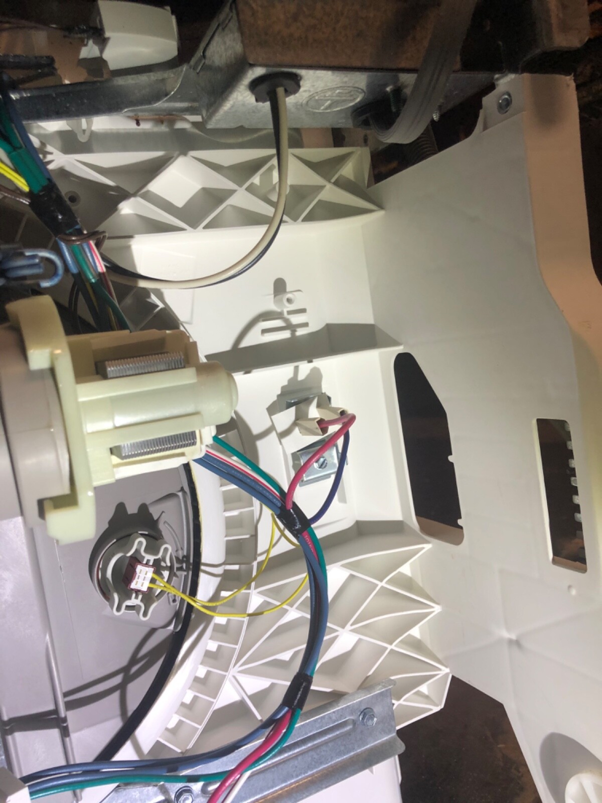 Whirlpool Dishwasher Quiet Partner 1 USED ONE TIME — LOCAL PICKUP