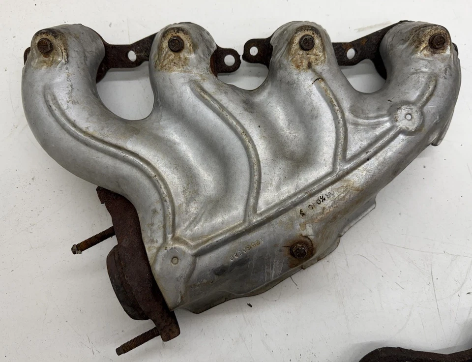 2004-2006 Pontiac GTO LS1 LS2  OEM Exhaust Manifold Set OEM LS Swap GM - Image 2 of 4