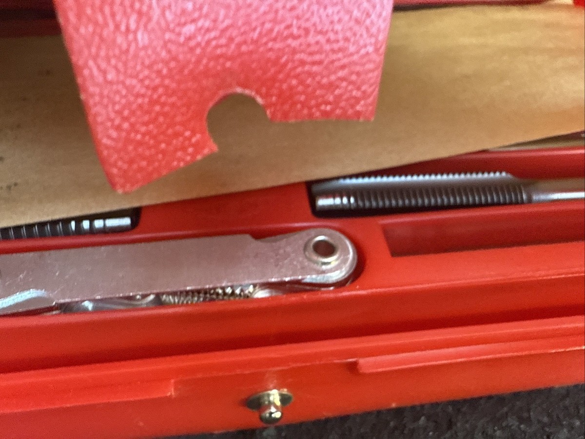 For SNAP ON 41 PIECE SAE TAP & DIE SET - TD2425 - NEW Open Box | eBay