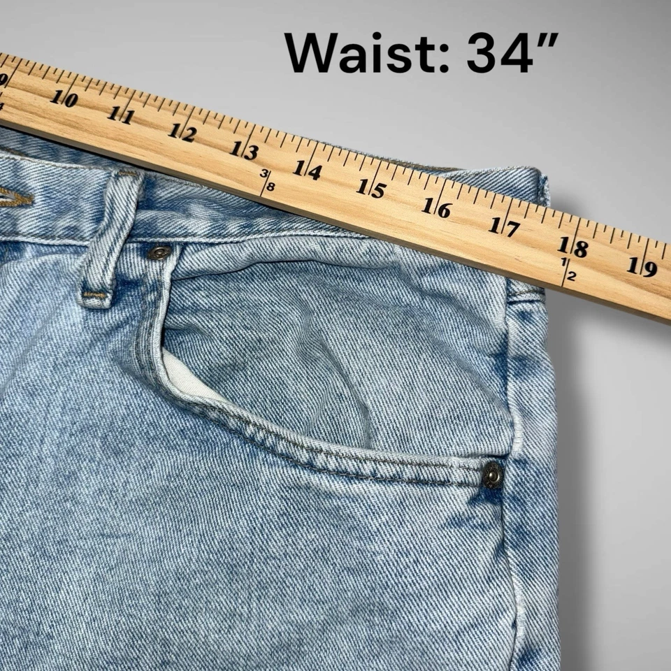 Pantalones Cortos Wrangler Jeans 36x9 Azul Lavado Claro Corte Dobladillo Crudo Calce Relajado Foto 4 de 4