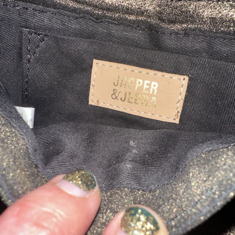 Bolso sin asas Anthropologie Jasper & Jeera con tachuelas para mujer bandolera único  Foto 3 de 4