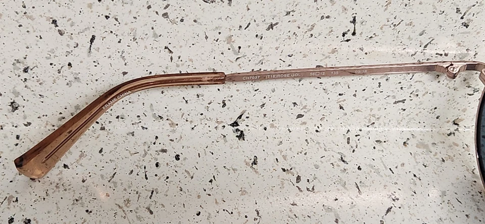 Gafas de sol Cole Haan CH7037 con monturas de lentes de oro rosa usadas bonitas de uso pesado Foto 3 de 4