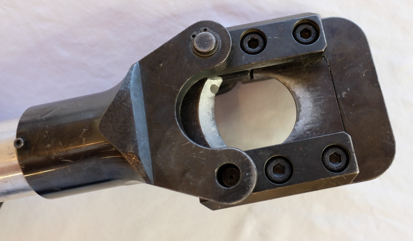 Greenlee Gator 7.7 Ton Cable Cutter ESG45LX - Used / READ