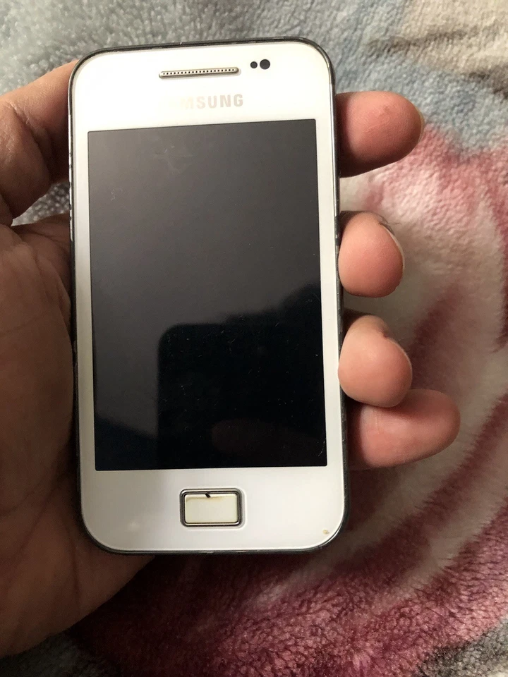 Samsung Ace Unlocked 512mb Fully Working CUSTOM ROMMED, photo 2 of 5