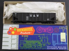 Roundhouse HO Kit 7750 - Norfolk & Western 3 Bay Rib Hopper #23049  (158)