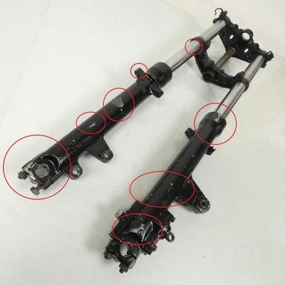 Fourche avec tés Showa pour moto Honda Vf 500 F2 1984 à 1985 MF2-861 Occasion - Photo 1/4