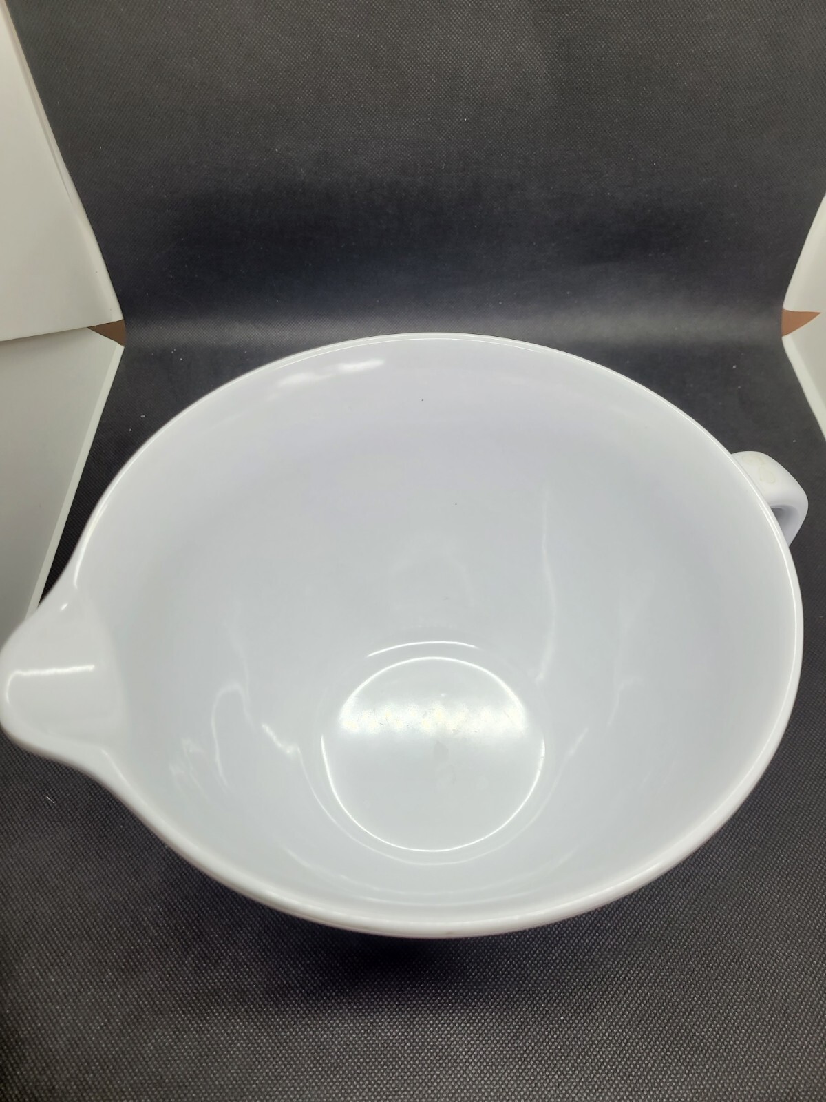 Kitchen Batter Mixing Bowl Handle Spout Pinecone And Needles Stonewall