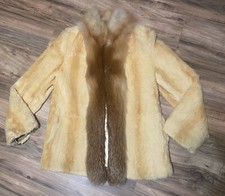 Gwen Ā Marc Women’s Fox Fur Coat Jacket Fully Lined Long Sleeve Yellow Mob Wife