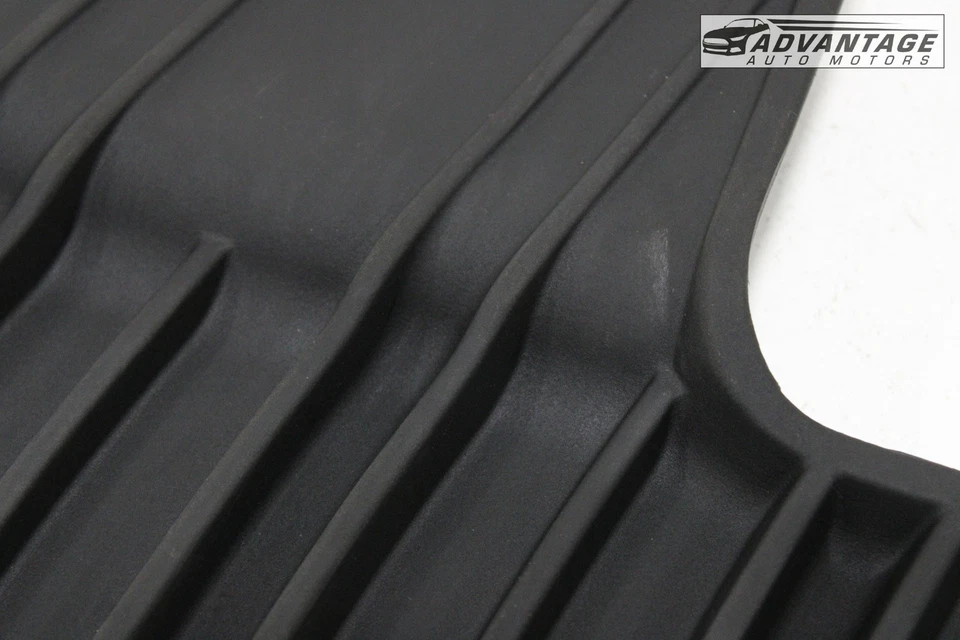 CHRYSLER 300 2018-2023 trasero izquierdo y derecho segunda fila alfombrilla de goma OEM Foto 4 de 4