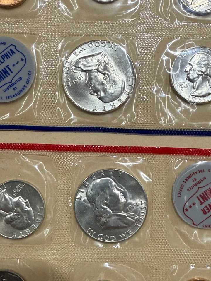 1961 P & D U.S. Mint Uncirculated Set Complete 10-Coin Set Original Envelope 61A - Image 4 of 4