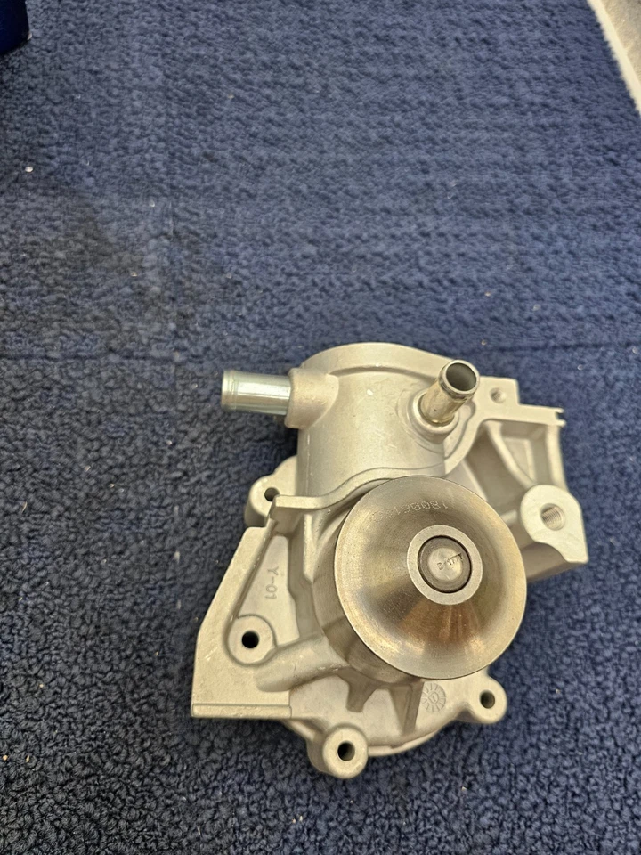 Bomba de agua de repuesto para motor Subaru Forester modelos 2002-2005 T2285 Foto 4 de 4