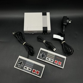 Nintendo Classic Mini NES Console Game System With Power Supply & 2 Controller&rsquo;s