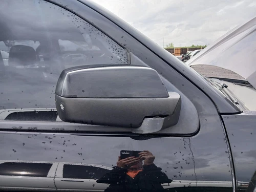 Used Right Door Mirror fits: 2019 Chevrolet Silverado 1500 pickup Power w/o turn