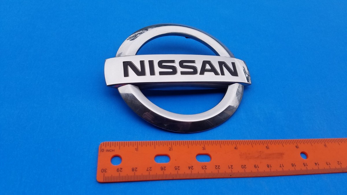 05 06 07 08 09 10 11 12 NISSAN XTERRA REAR GATE EMBLEM LOGO BADGE