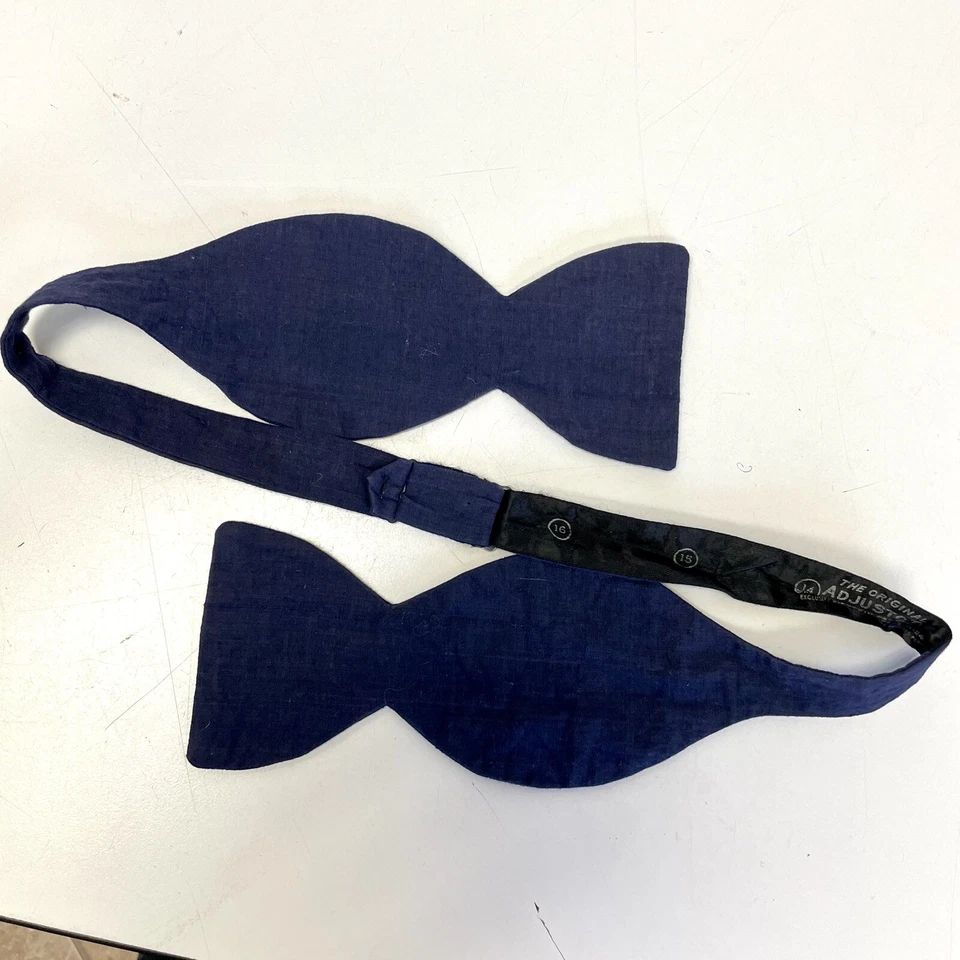 Vtg 30 40’s The Original Adjusto Wide Solid NAVY Blue SWING Bowtie Self Bow tie - Image 2 of 4
