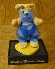 World of Miniature Bears #659 SALOME, by Marie Fuertes NEW From Retail Shop