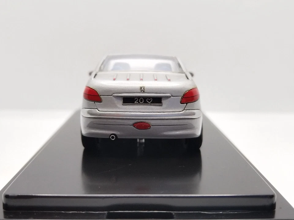 YoW Modelini 1/43 Construido Peugeot 20 Ganador 1998 Salón del Automóvil de Ginebra. ¡Guau raro! Foto 4 de 4