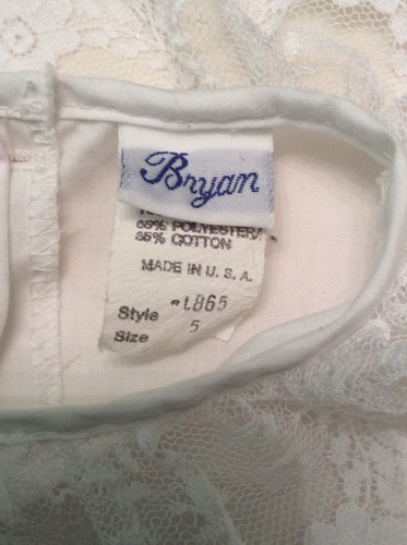 Bryan Girls Size 5 White With Lace - Picture 5 of 5