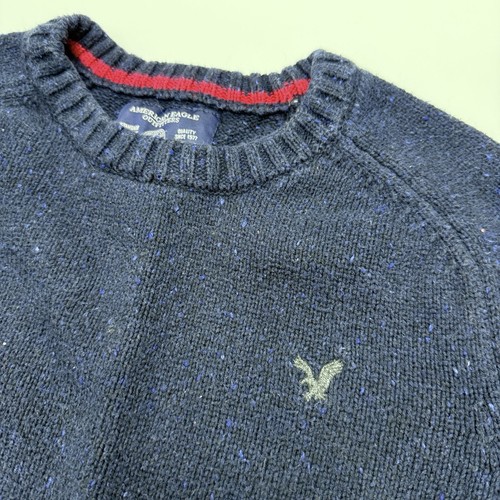 Suéter American Eagle Athletic Fit Cuello Redondo Para Hombre Mediano Parche en el Codo Azul - Imagen 4 de 7